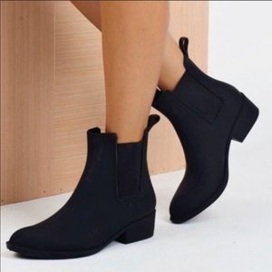 Jeffrey Campbell Stormy Matte Black Rain Boots
